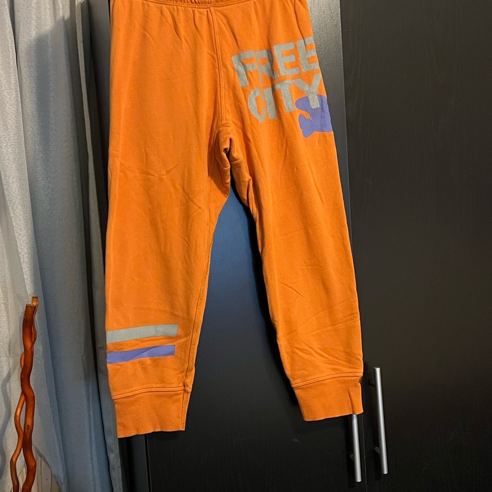 FREE CITY cropped joggers great condition